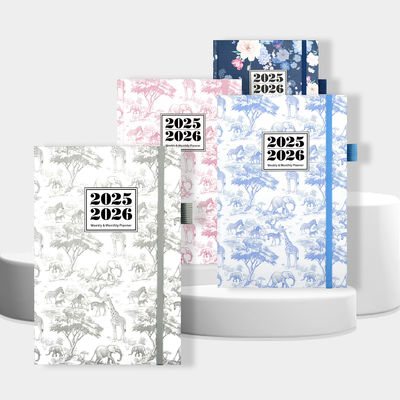 Персонализированный блокнот «Академические сценарии» с тиснением