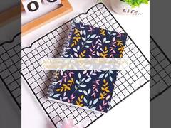 Черный блокнот на заказ со спиральным переплетом и профессиональным дизайном